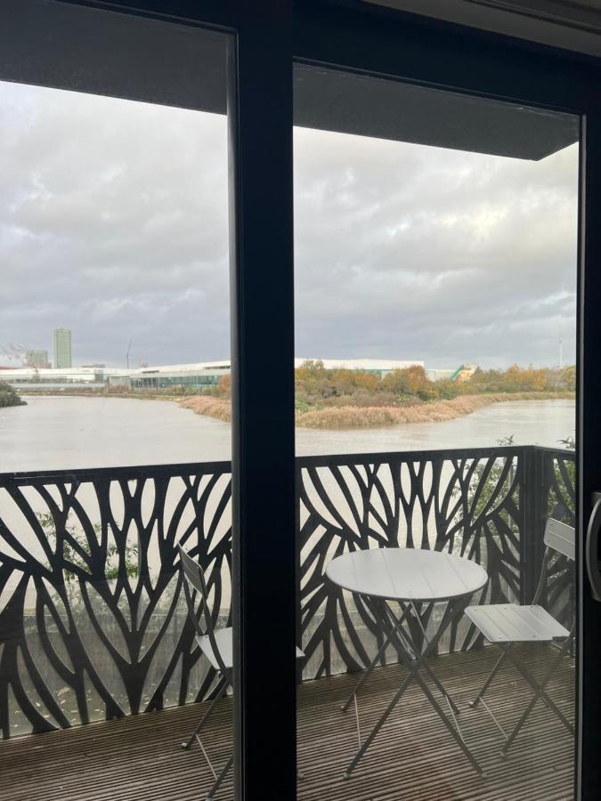 Ferienwohnung 1 Bed Flat Near Canary Wharf, O2 London Exterior foto
